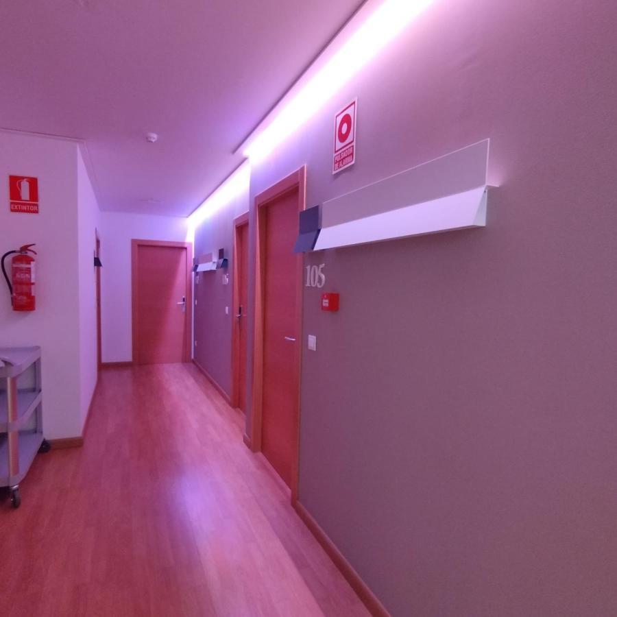 Hello Villarreal Suites Vila-real Exteriör bild