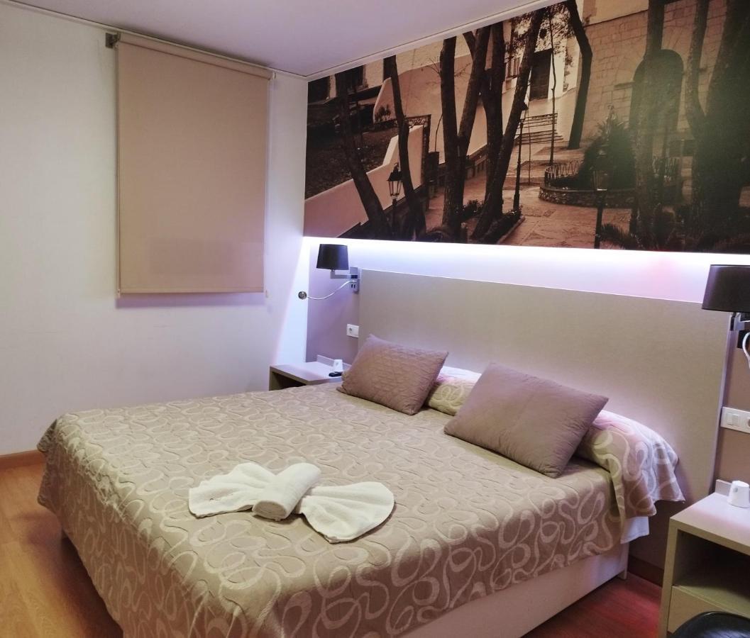 Hello Villarreal Suites Vila-real Exteriör bild