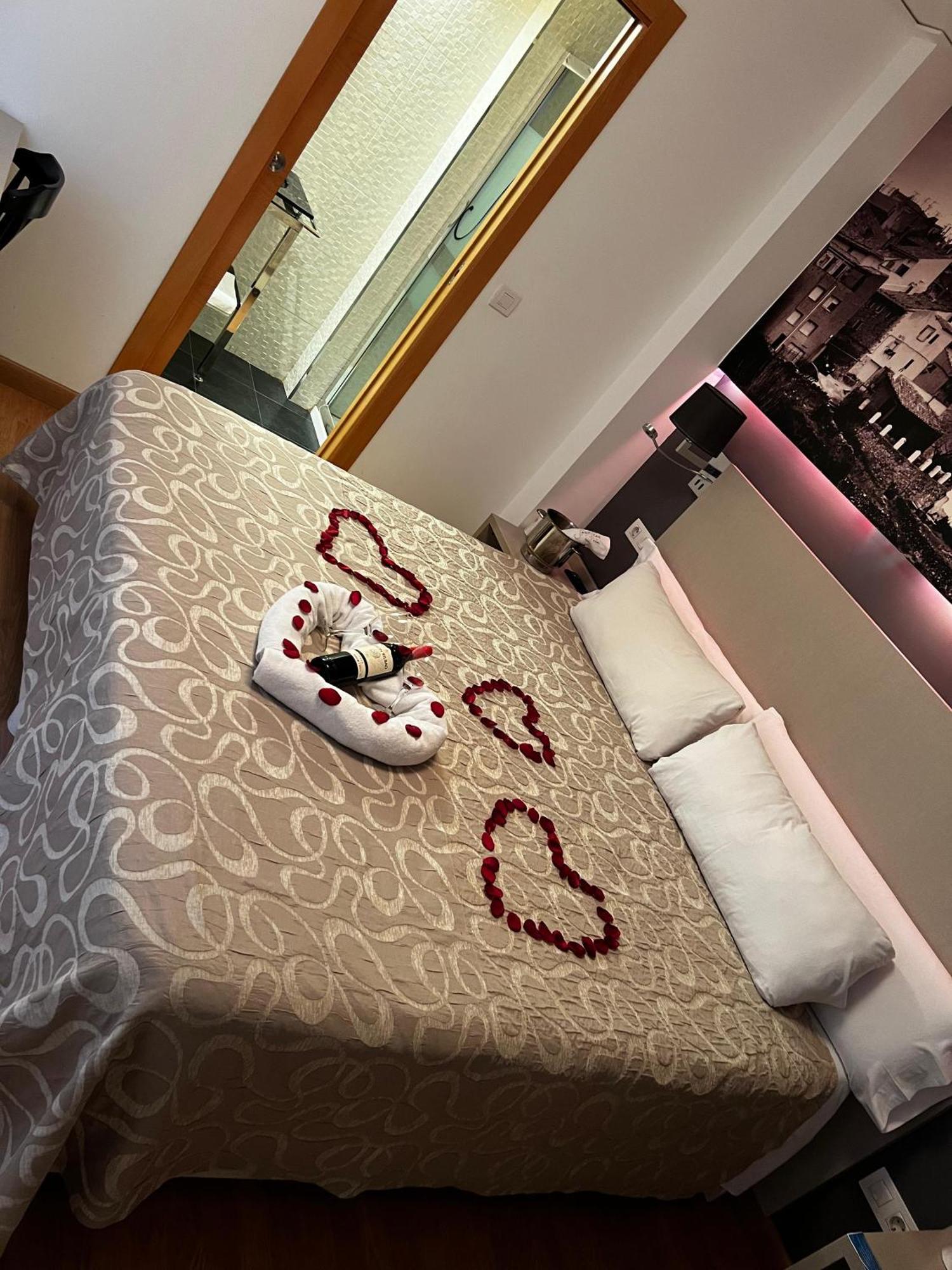 Hello Villarreal Suites Vila-real Exteriör bild