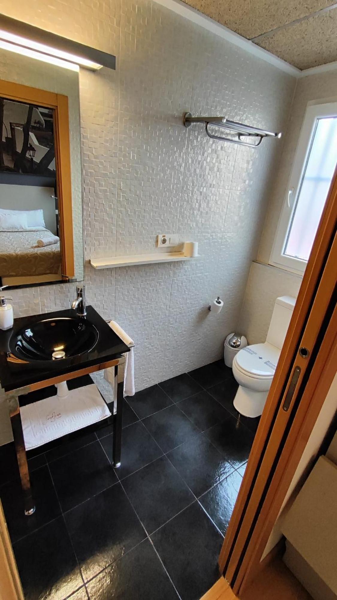 Hello Villarreal Suites Vila-real Exteriör bild