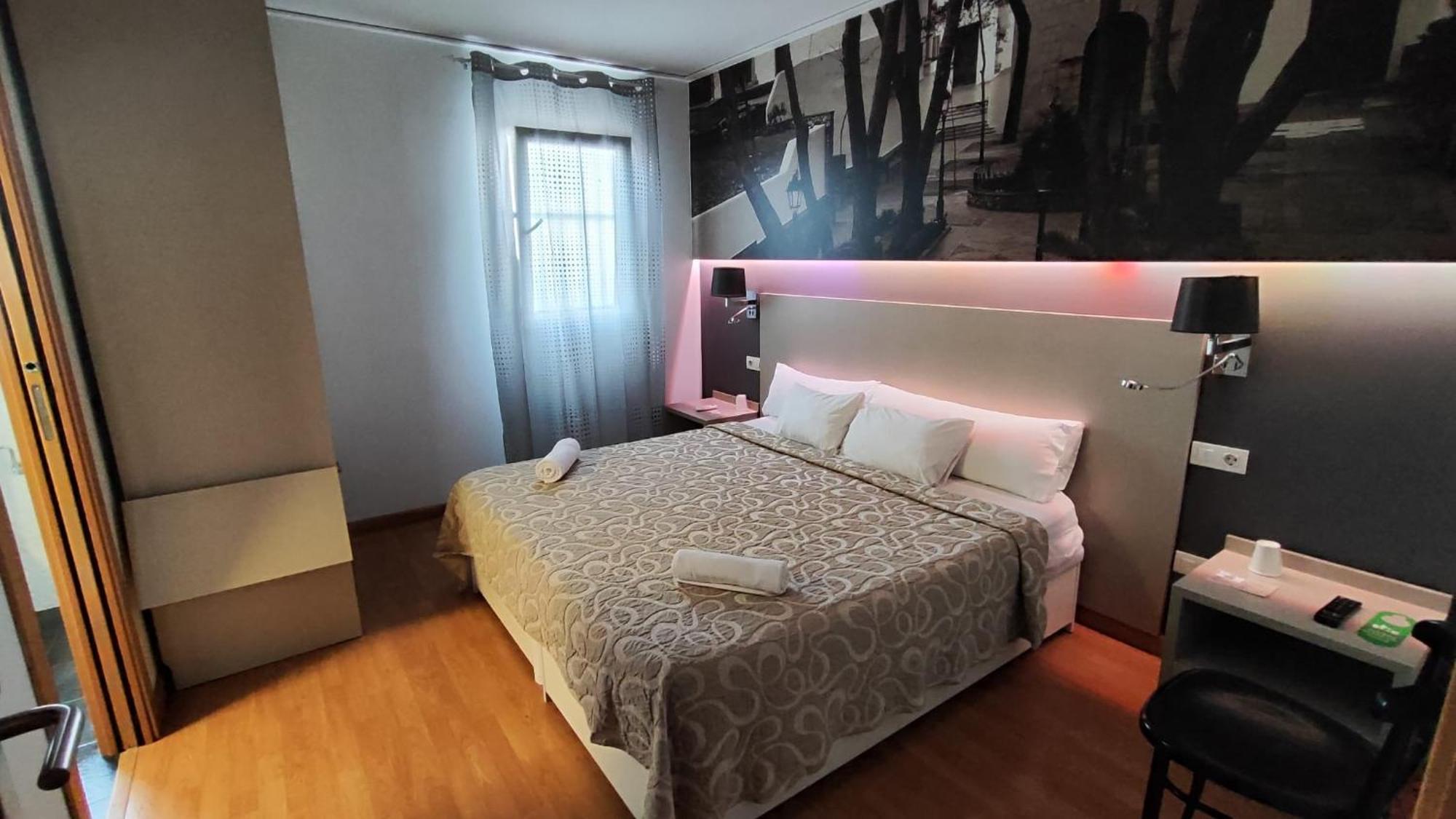 Hello Villarreal Suites Vila-real Exteriör bild